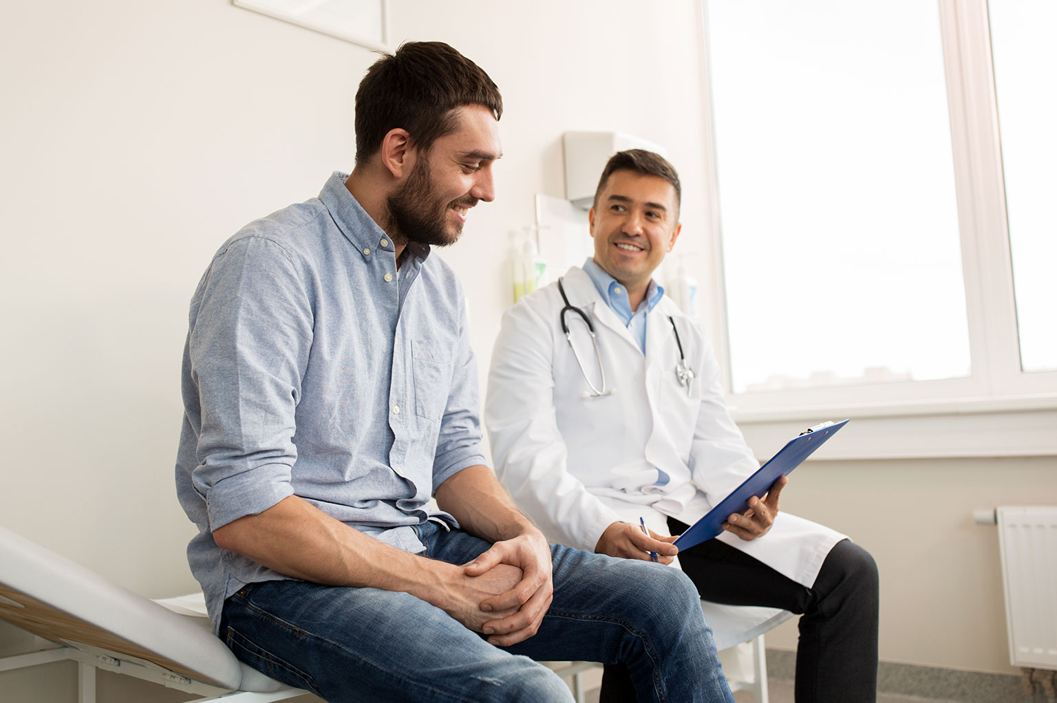 doctor-and-patient-during-in-patient-hands-on-clinical-experience.jpg